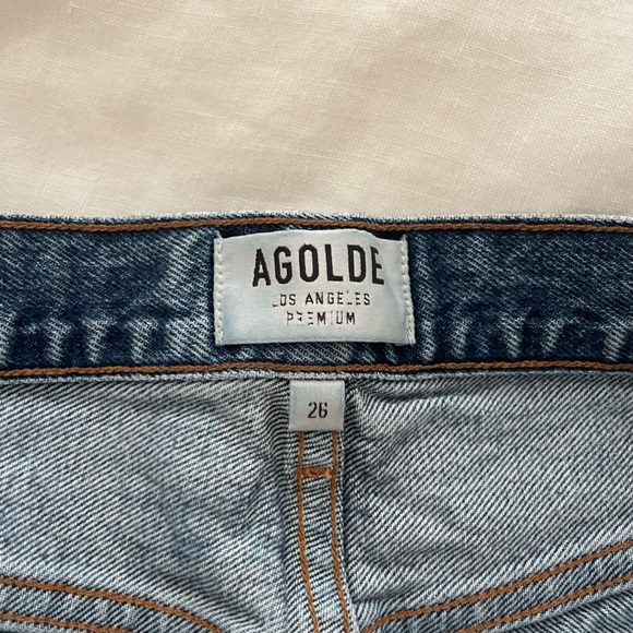 Agolde Dee Shorts - Picture 2 of 5